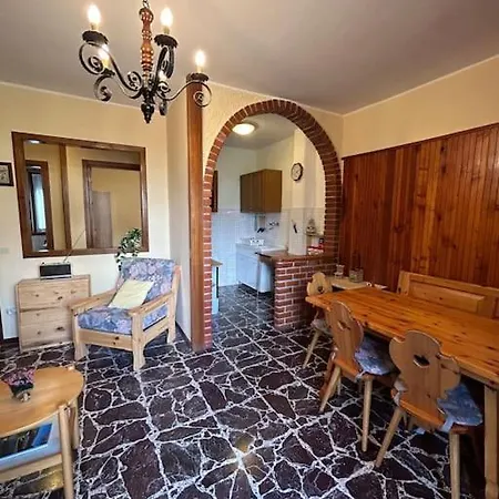 Del Sole Apartment *